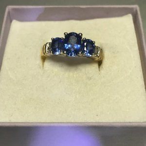 Vintage iolite ring